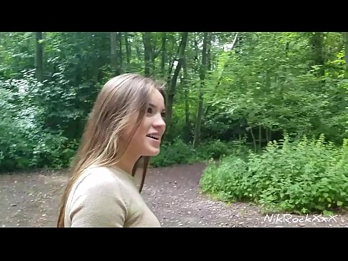 ❤️ Jag föreslog Evelina att vi skulle knulla på en offentlig plats! Hon sa ja. Sedan knullade jag henne i röven och sprutade i hennes mun. Sedan pissade hon på sig själv. Fuckingvideo at sv.porn-milf-300.ru ﹏