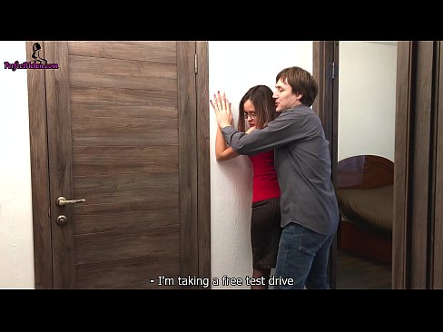 ❤️ Sexig fastighetsmäklare drar sensuellt av sig fittan och knullar medan hon säljer sin lägenhet - Krempai Fuckingvideo at sv.porn-milf-300.ru ﹏